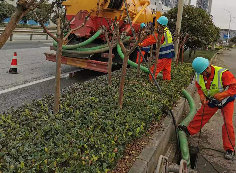 胡市镇市政管道清淤